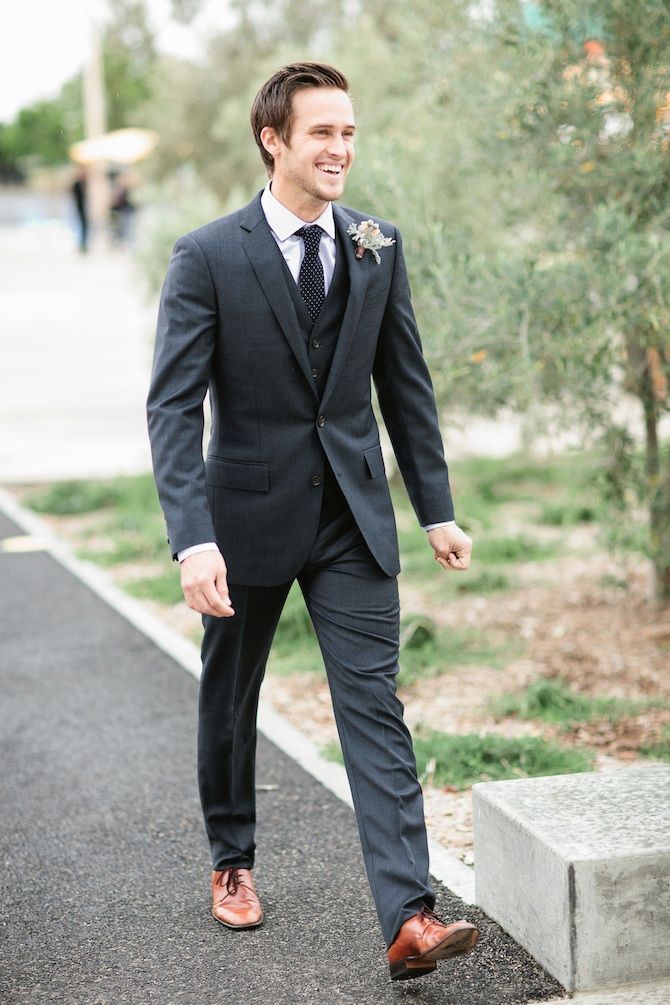 Brown Shoes With a Grey Suit