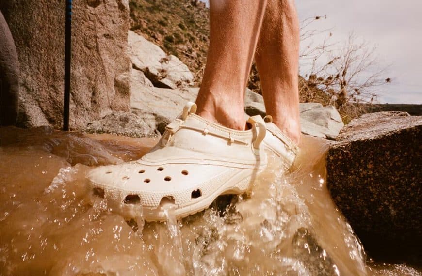 Home 2023 30 Can i Wear Crocs To Work
